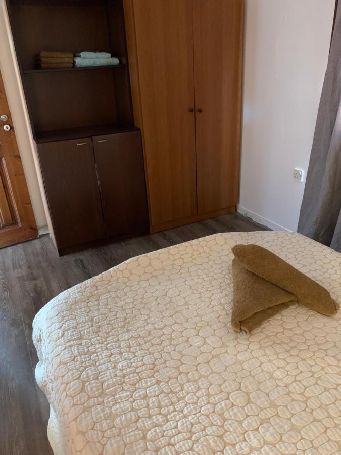 Mini Penthouse Ларнака Экстерьер фото